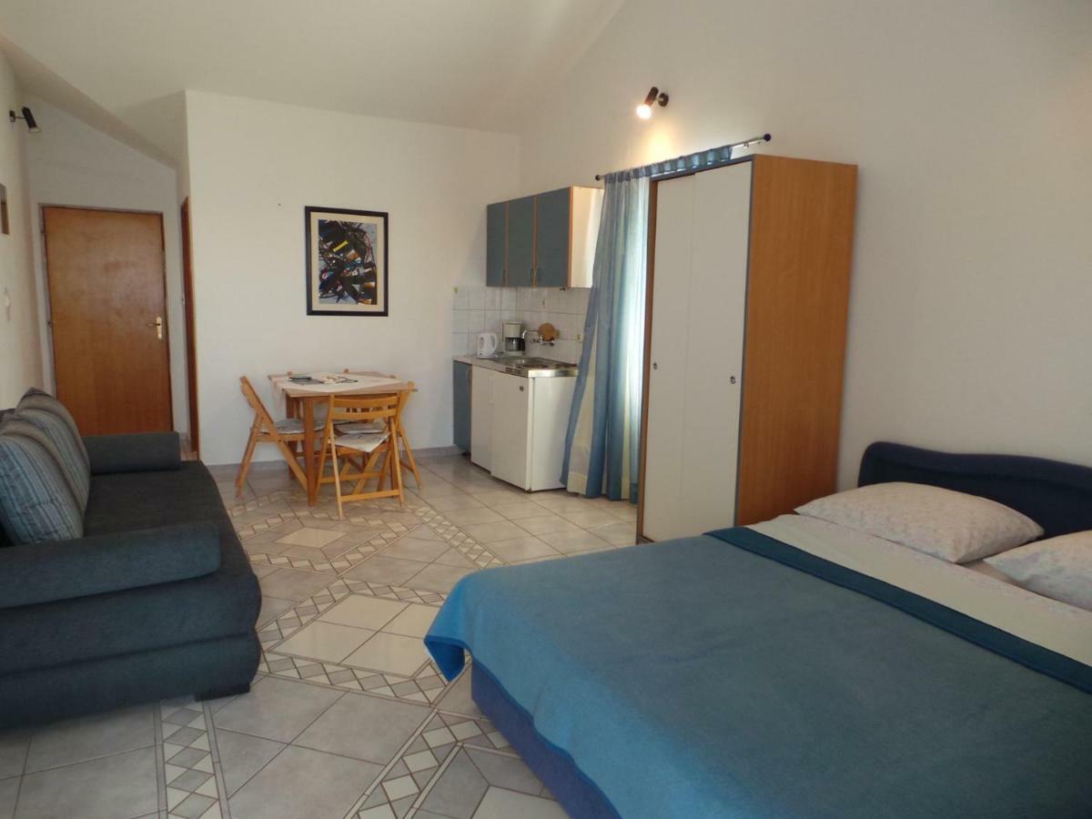 Apartmani Vjera Ribarica Exterior foto